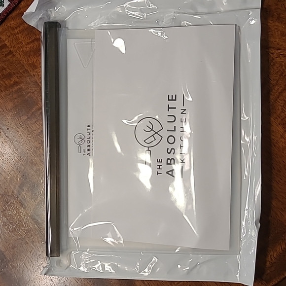 Absolute Kitchen 100% Silicone Reusable Food Storage Bags - Picture 4 of 4